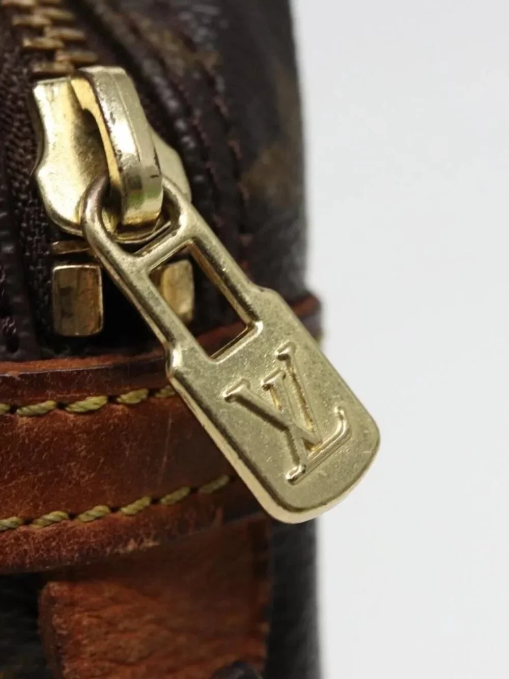 LOUIS VUITTON Monogram Compiegne 23 Clutch Bag M51847 LV Auth